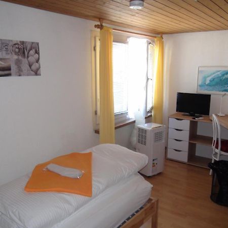 Freihof Embrach Bed & Breakfast Bagian luar foto
