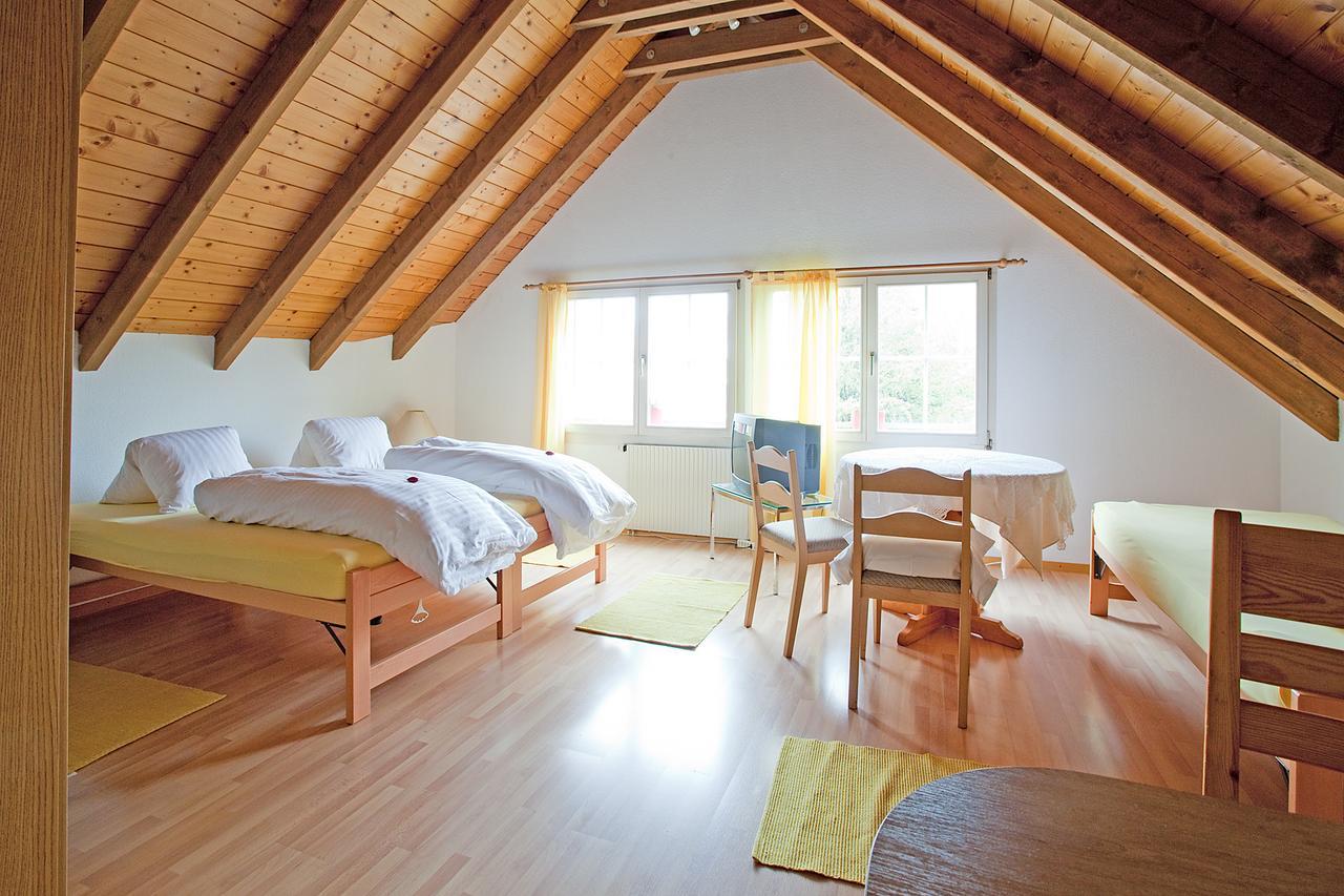 Freihof Embrach Bed & Breakfast Bagian luar foto